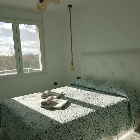 White Beach House Vt/467035/a Apartment